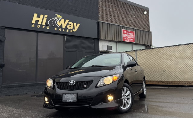 2010 Toyota Corolla Sedan Front-Wheel Drive Automatic